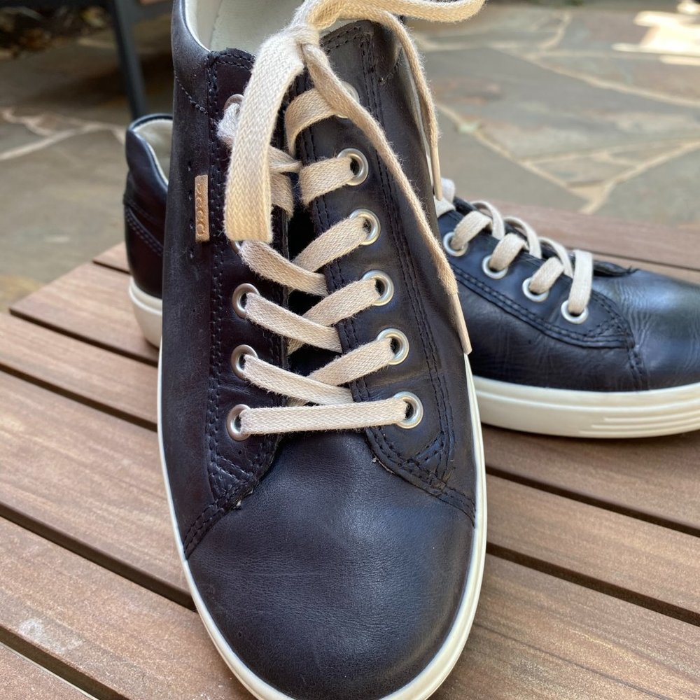 Ecco Black Leather Sneaker 40